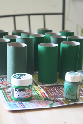 DIY Guirlanda Criativa de Natal com rolo de papel higiênico 